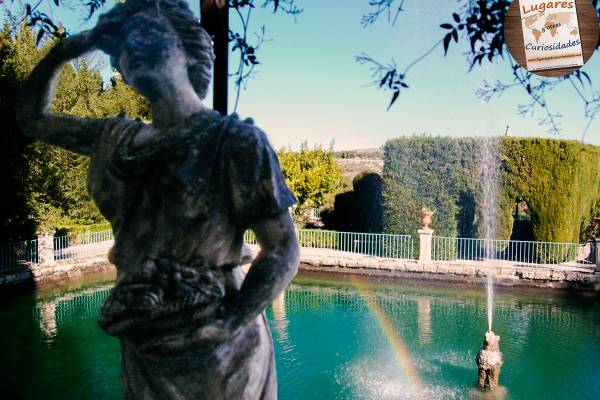 Penáguila y el Jardín de los Santos