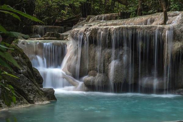 Cascadas de Erawan, naturaleza pura en Tailandia